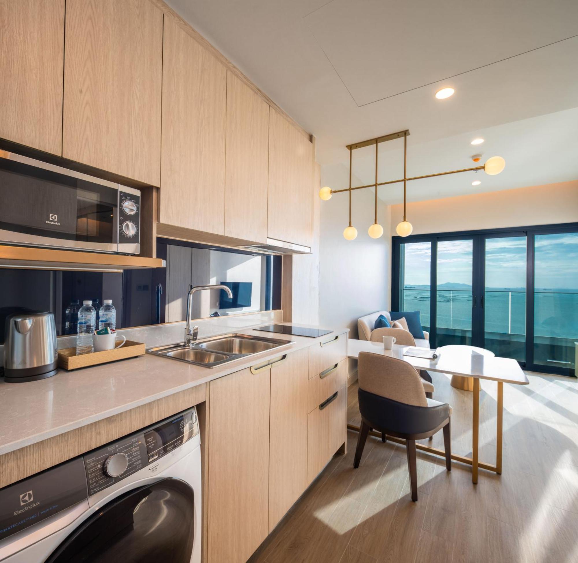S Sriracha Hotel & Residence シーラーチャー エクステリア 写真