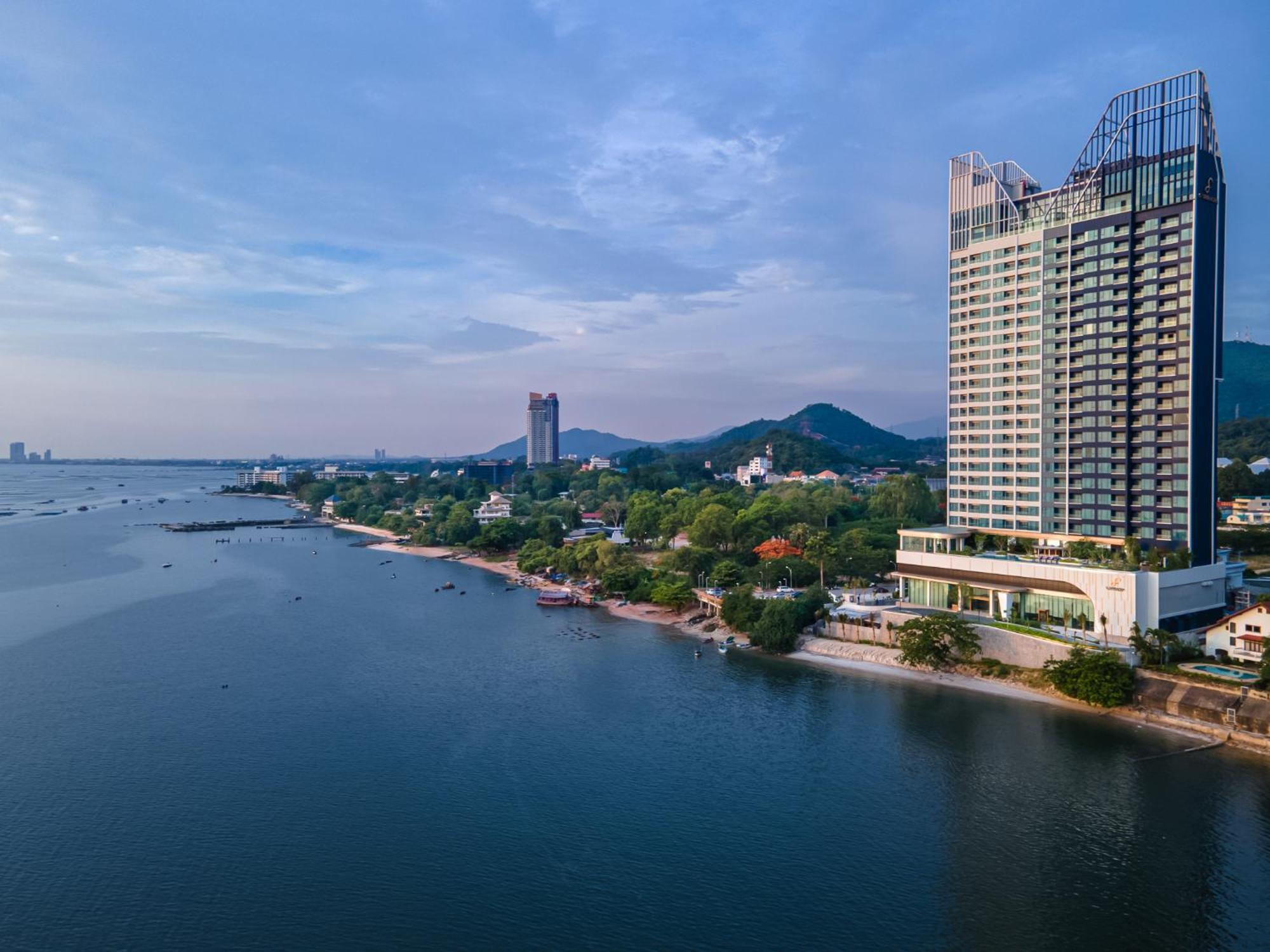 S Sriracha Hotel & Residence シーラーチャー エクステリア 写真